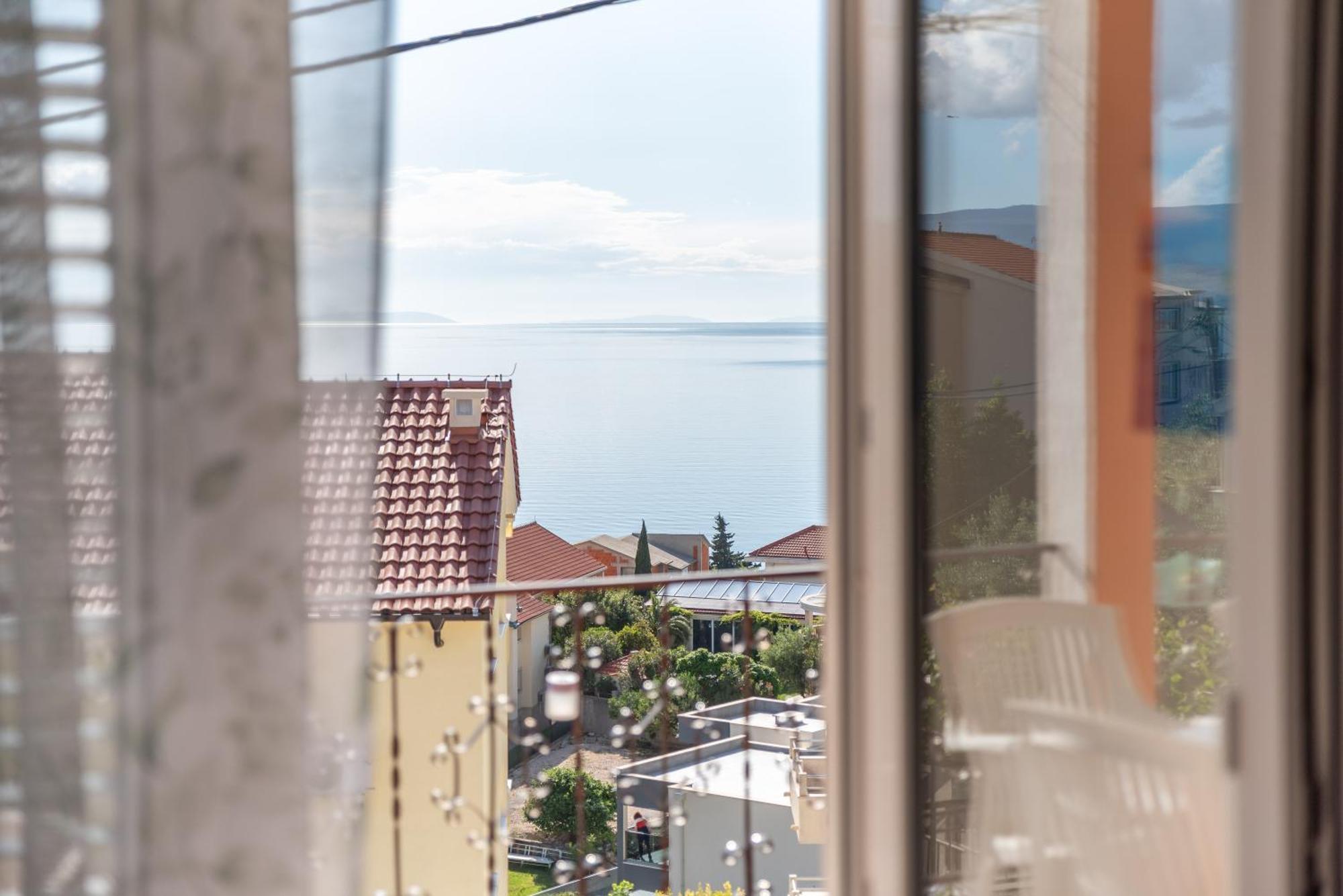 Morska Vila Omis Luaran gambar