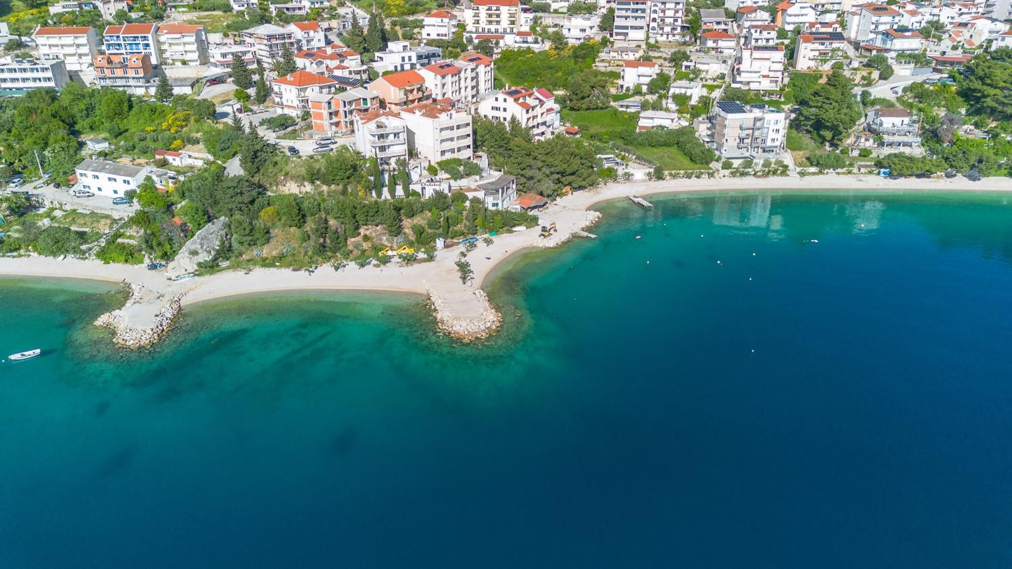 Morska Vila Omis Luaran gambar