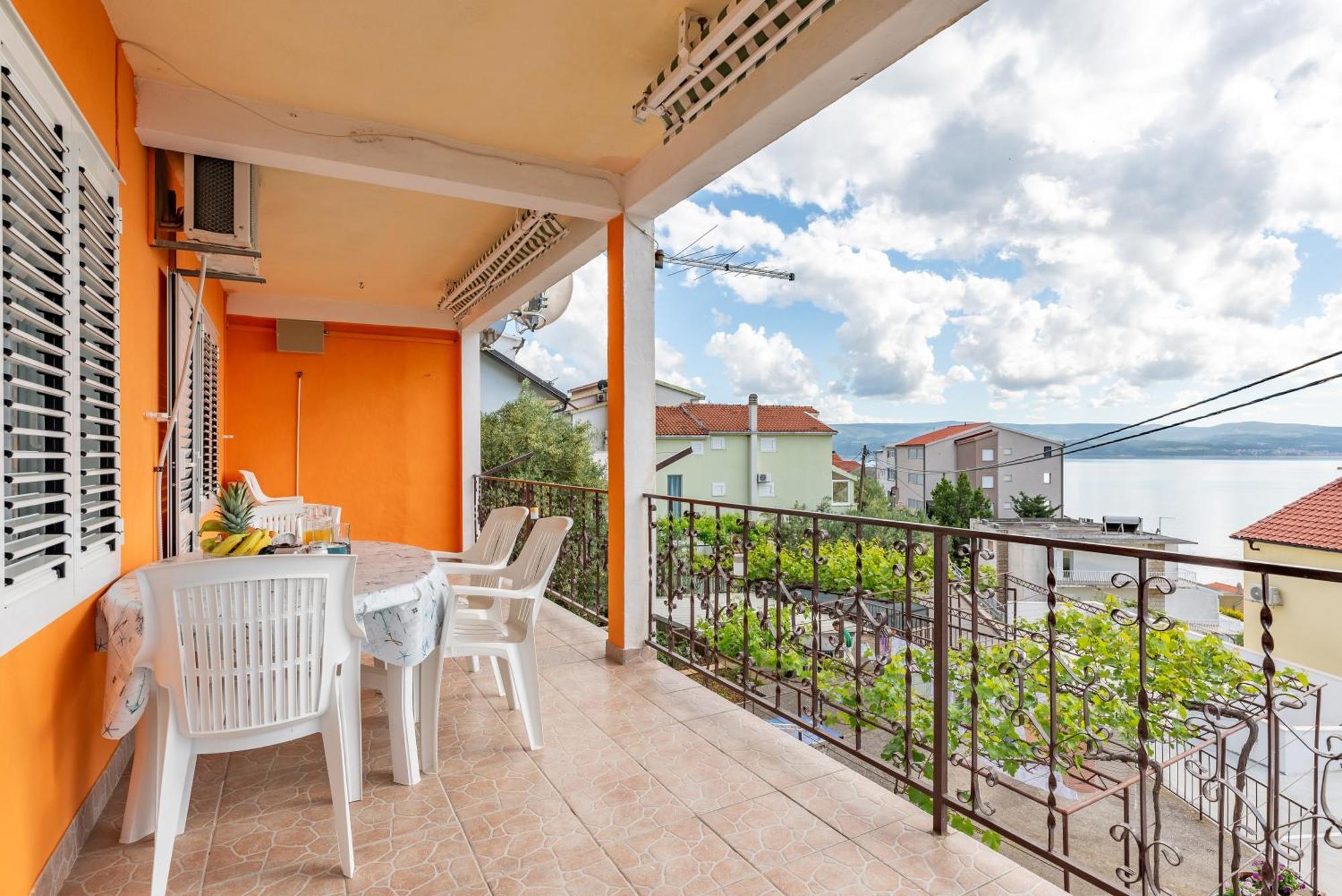 Morska Vila Omis Luaran gambar