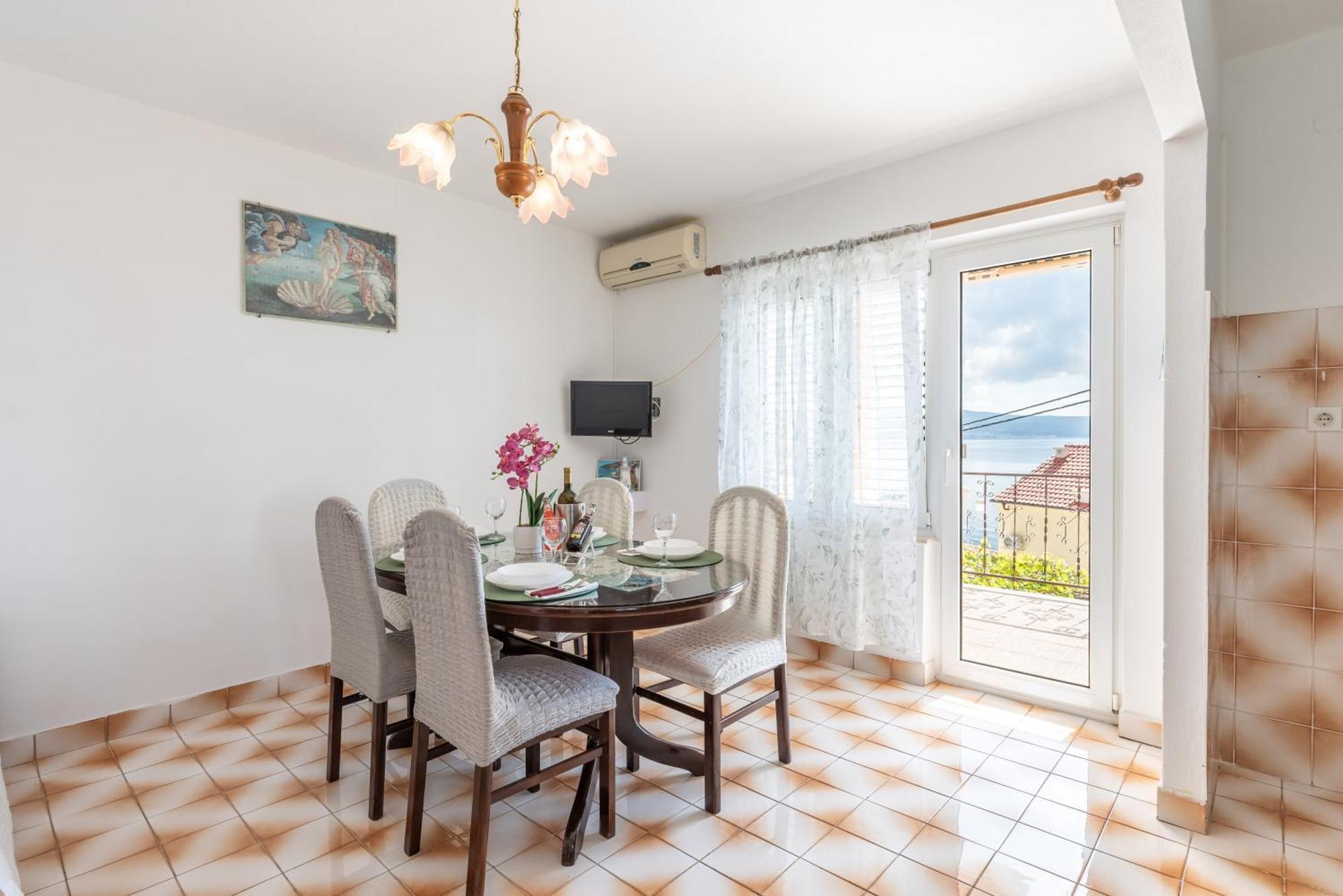 Morska Vila Omis Luaran gambar